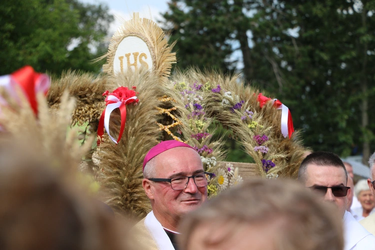 Płońsk. Wojewódzko-diecezjalne święto plonów  cz.I