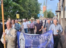 Męski Różaniec w Drzewicy w intencji dzieci