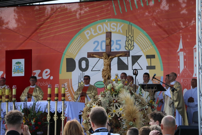 Płońsk. Wojewódzko-diecezjalne święto plonów cz. II
