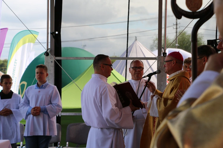 Płońsk. Wojewódzko-diecezjalne święto plonów cz. II