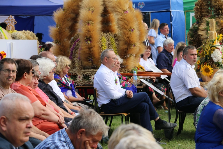 Płońsk. Wojewódzko-diecezjalne święto plonów cz. II