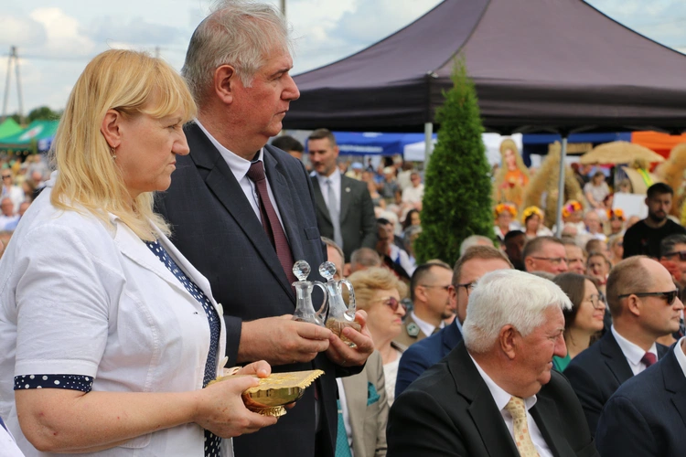 Płońsk. Wojewódzko-diecezjalne święto plonów cz. II