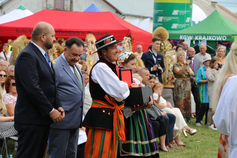 Płońsk. Wojewódzko-diecezjalne święto plonów cz. II