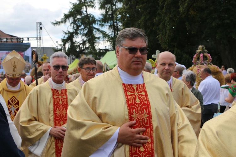 Płońsk. Wojewódzko-diecezjalne święto plonów cz. II