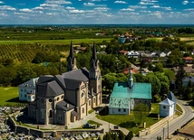 Maryjna oktawa w Sulisławicach