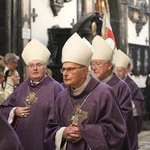 Msza św. żałobna w intencji bp. Jana Szkodonia