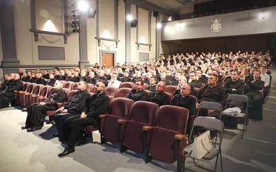 Program spotkania obejmował Eucharystię w katedrze  oraz część formacyjną w Katolickim Domu Kultury.
