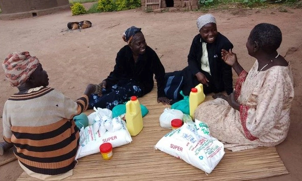 Siostra Linah leczy traumy południowosudańskich uchodźców w Ugandzie