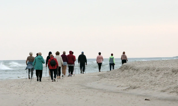 Regularne spacery zapobiegają przewlekłemu bólowi pleców