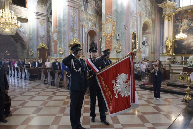 Radość i służba celników