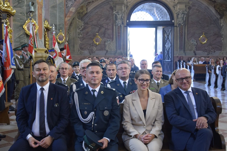 Radość i służba celników