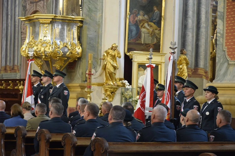 Radość i służba celników