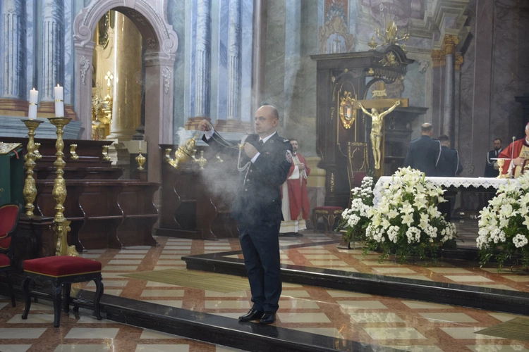 Radość i służba celników