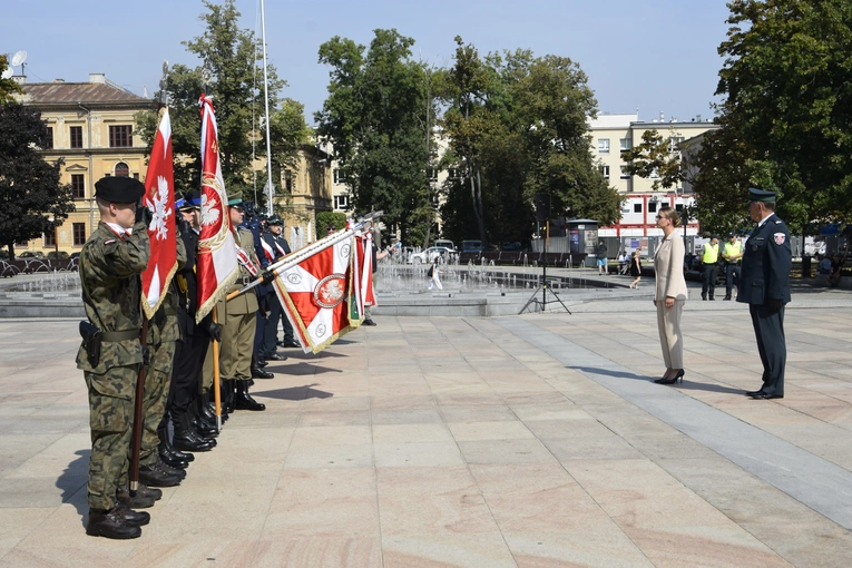 Radość i służba celników