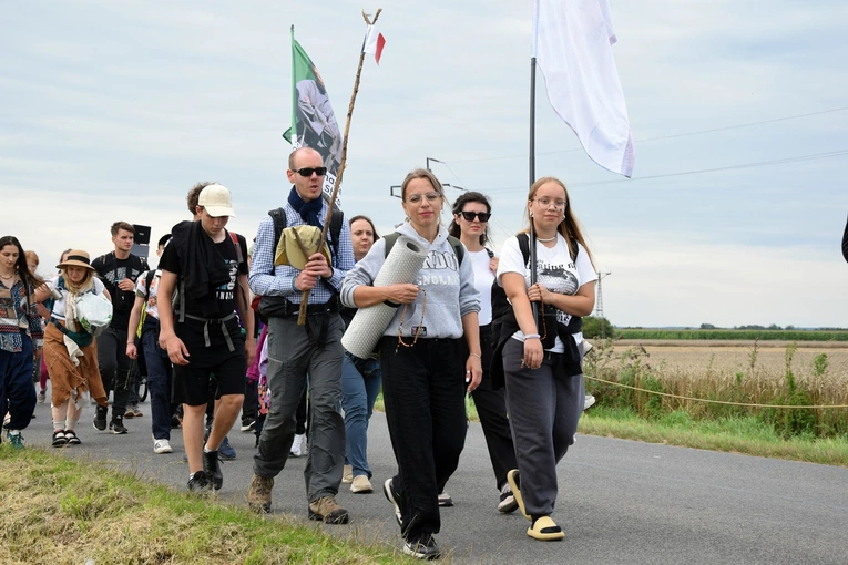 Piesza Pielgrzymka Wrocławska 2025 - przeżyjmy to jeszcze raz!