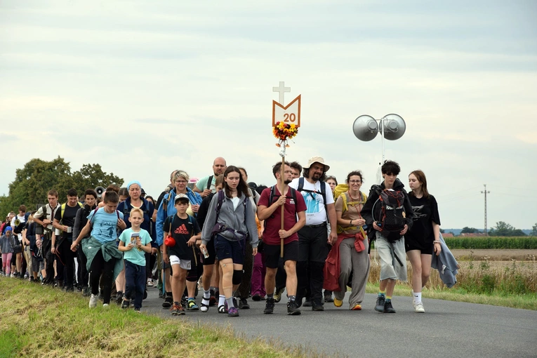 Piesza Pielgrzymka Wrocławska 2025 - przeżyjmy to jeszcze raz!