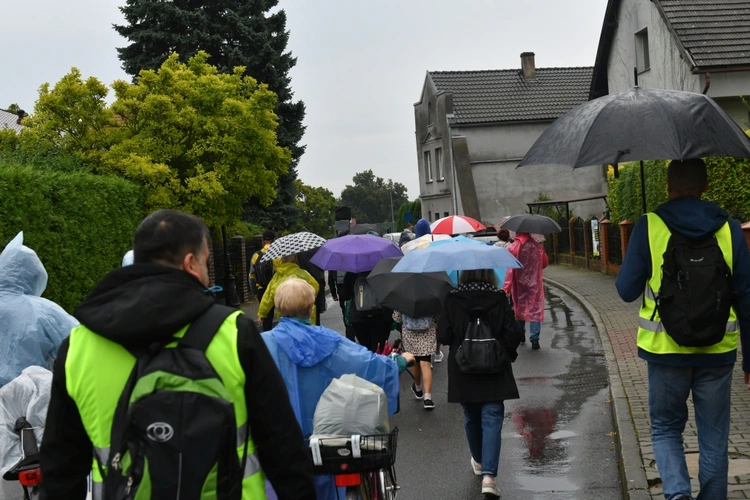 Z Bytomia Odrzańskiego na Górę Świętej Anny