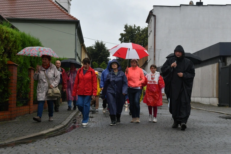 Z Bytomia Odrzańskiego na Górę Świętej Anny