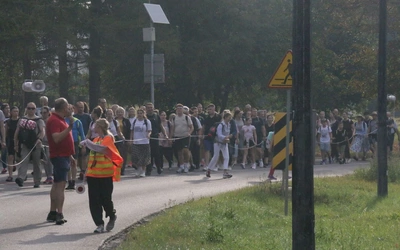 Pielgrzymi w drodze
