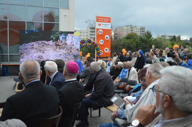 Poświęcenie i otwarcie Centrum Rodziny im. św. Józefa