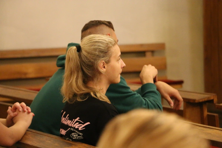 V Młodzieżowa Pielgrzymka z Płońska do Czerwińska n. Wisłą 