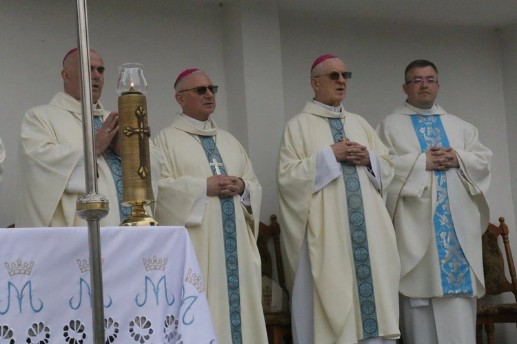U Matki w Wąwolnicy