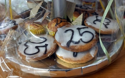 25-lecie sanktuarium szensztackiego w Rokitnicy - spotkanie w ogrodzie