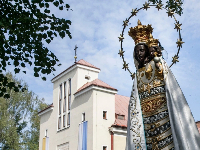 Bp Sawczuk w Loretto: Świat odbiera nadzieję, Maryja uczy odwagi