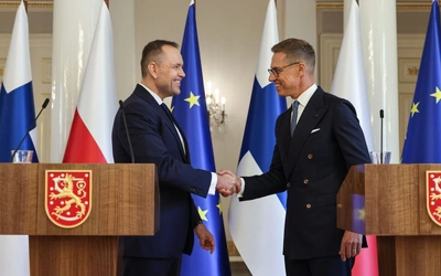 Karol Nawrocki i Alexander Stubb