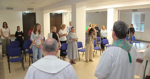O zarządzaniu tłumem i pomocy humanitarnej