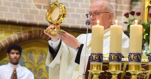 Na urodzinach naszej Matki