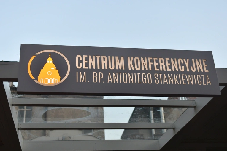 Konsekracja ołtarza w katedrze