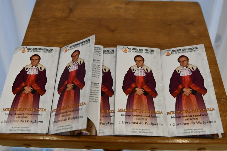 Konsekracja ołtarza w katedrze