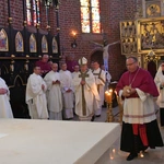 Konsekracja ołtarza w katedrze