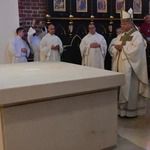 Konsekracja ołtarza w katedrze