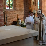 Konsekracja ołtarza w katedrze