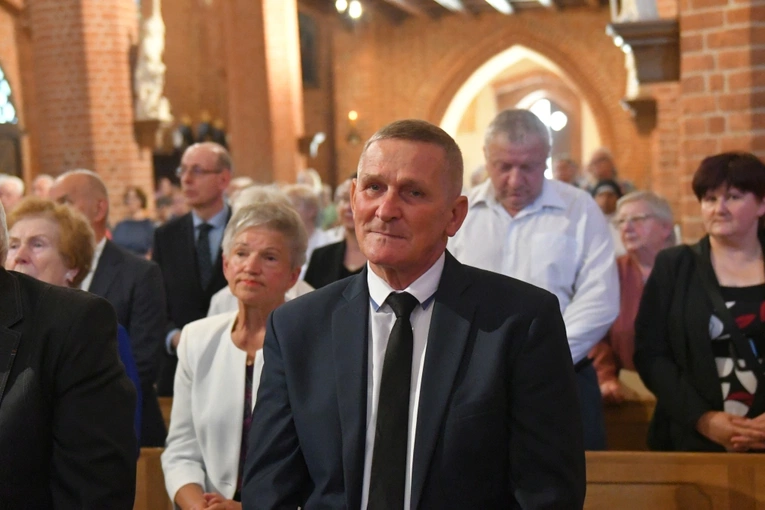 Konsekracja ołtarza w katedrze