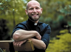 O. Roman Groszewski SJ: Bycie miłosiernym trzeba zacząć od siebie. Również od swego ciała