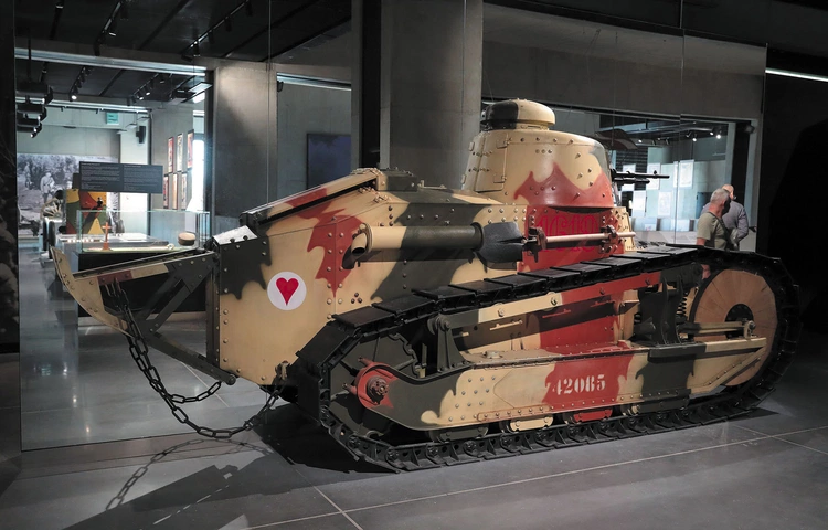 Miejsce klęski bolszewików. Fotoreportaż z nowoczesnego Muzeum Bitwy Warszawskiej 
