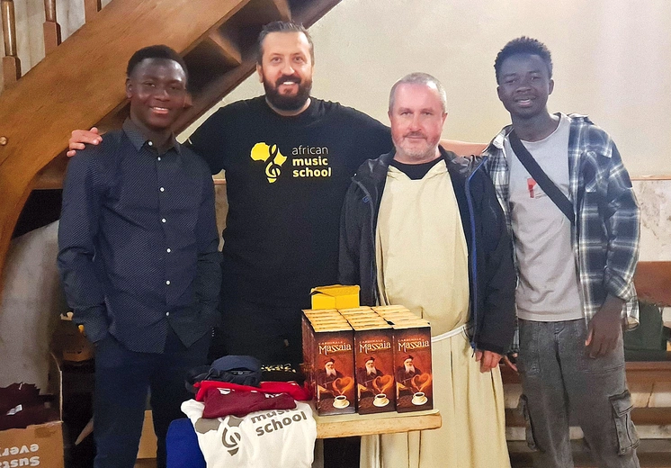 Od lewej: Jordan Bendoloum, Krzysztof Kuklicz,  br. Benedykt Pączka i Gustav Houboutouni.