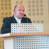 Ks. Adam Spałek jest diecezjalnym wizytatorem katechizacji i diecezjalnym duszpasterzem nauczycieli i wychowawców. 