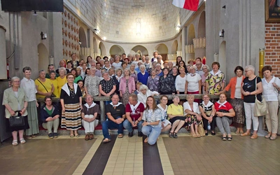 W spotkaniu modlitewnym uczestniczyli członkowie apostolstwa z Radomia, Pionek, Kozienic, Jastrzębi i Suchej.