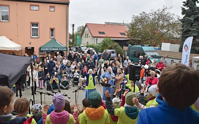 Poprzednie  edycje cieszyły się dużym zainteresowaniem.