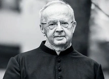 Zmarł ks. prałat Andrzej Perdzyński