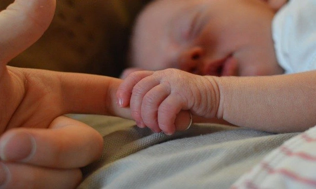 Arcybiskup Paderbornu przeciwko aborcji w katolickich szpitalach