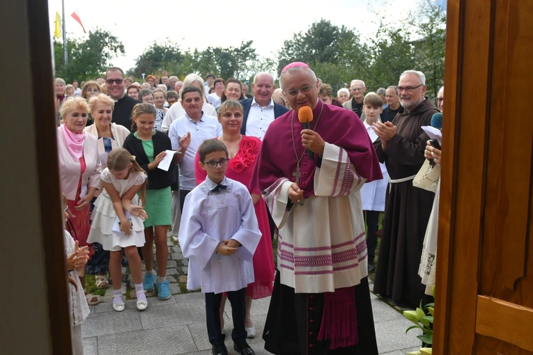 Mieszkańcy Ciepielowa k. Nowej Soli mają wreszcie swoją kaplicę