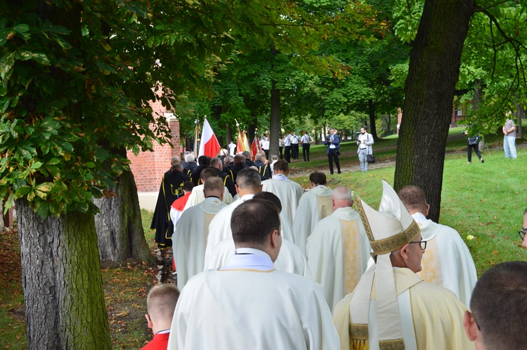 Odpust w Piekarach Śląskich - poświęcenie kaplic