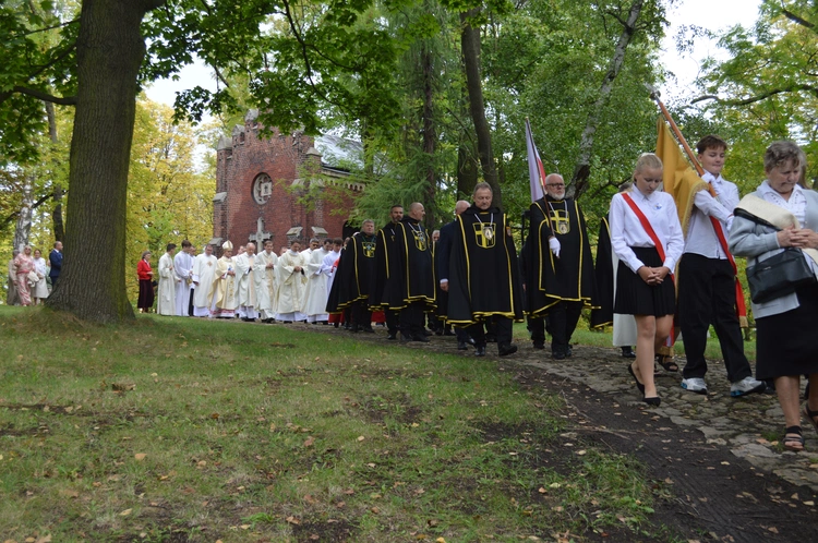 Odpust w Piekarach Śląskich - poświęcenie kaplic