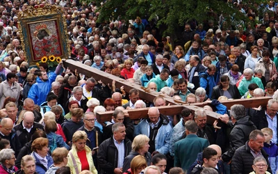 Rodzina sanktuarium życia