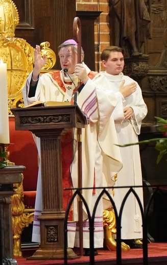 Początek plenarnych obrad synodu archidiecezji wrocławskiej